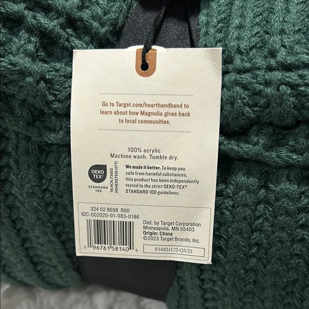 Hearth & Hand with Magnolia for Target Green Chunky Christmas Throw Blanket NEW